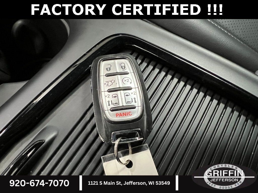 2023 Chrysler Pacifica Hybrid Hybrid Touring L FACORY CERTIFIED !!!